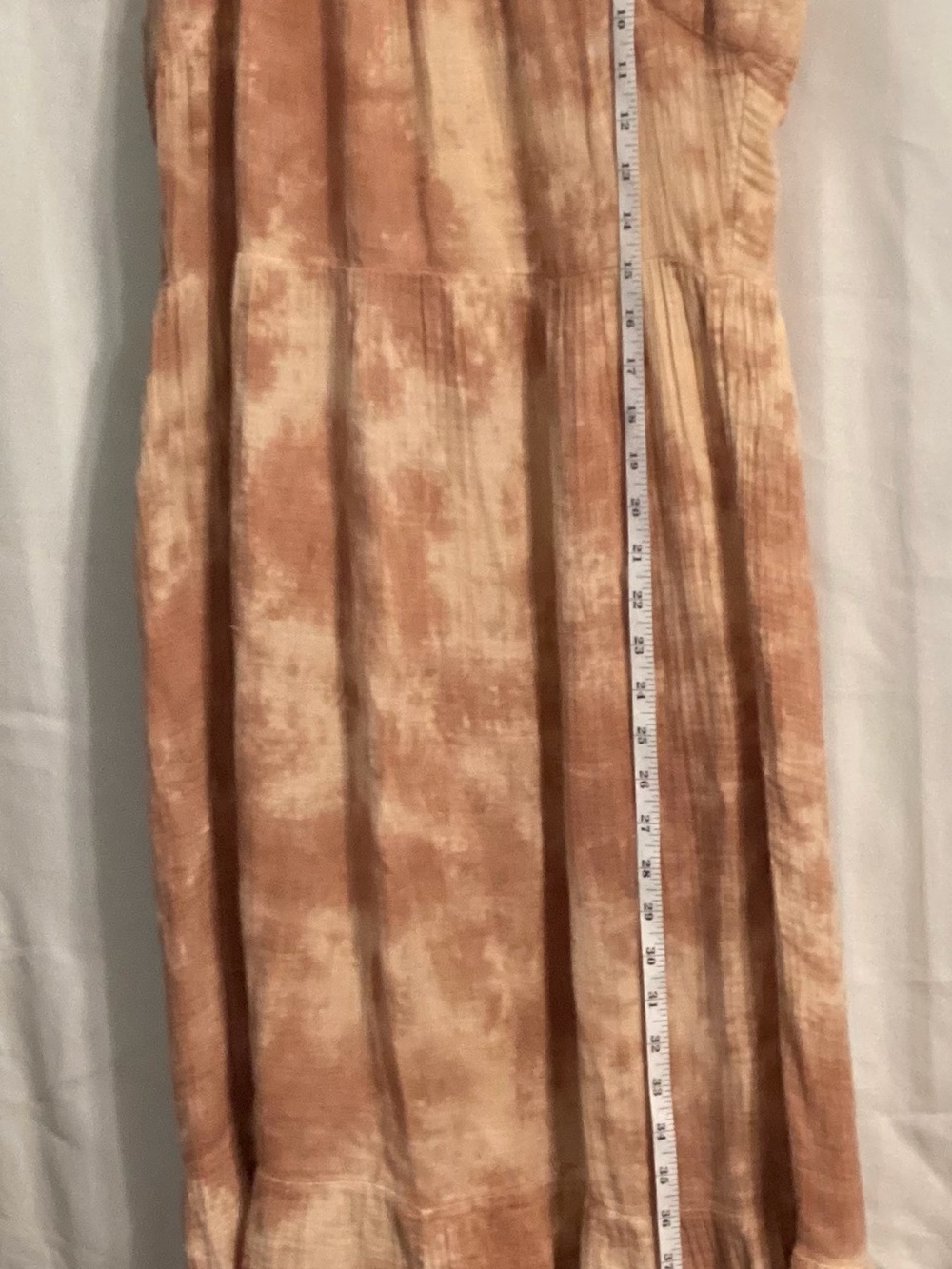 Wonderly Muted Lightweight Simple Peach & Cream Sleeveless Dress